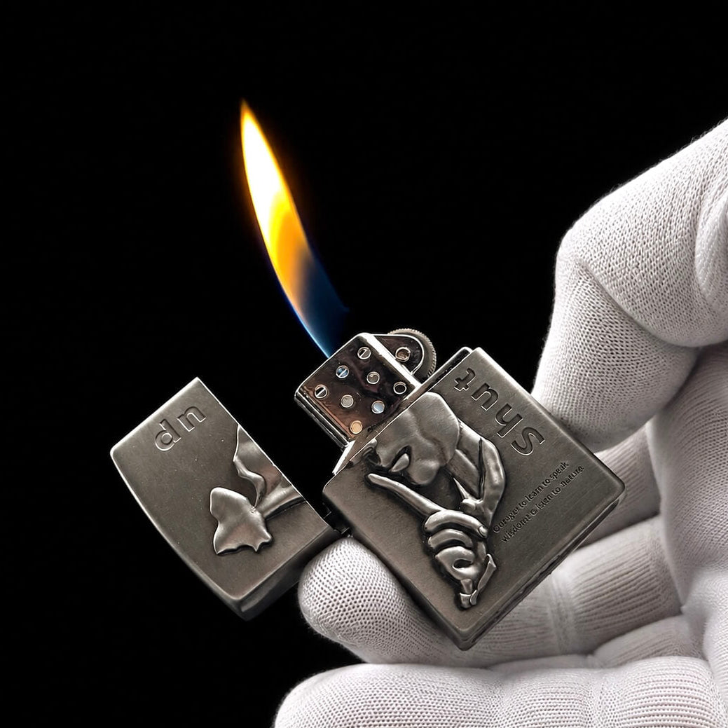 The Silent Gentleman – Vintage Lighter