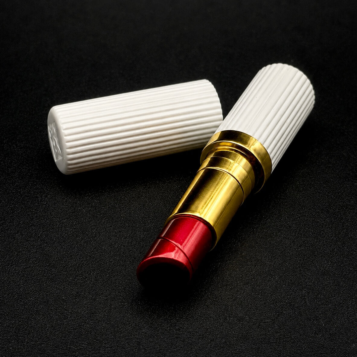 Luxury Lipstick Lighter