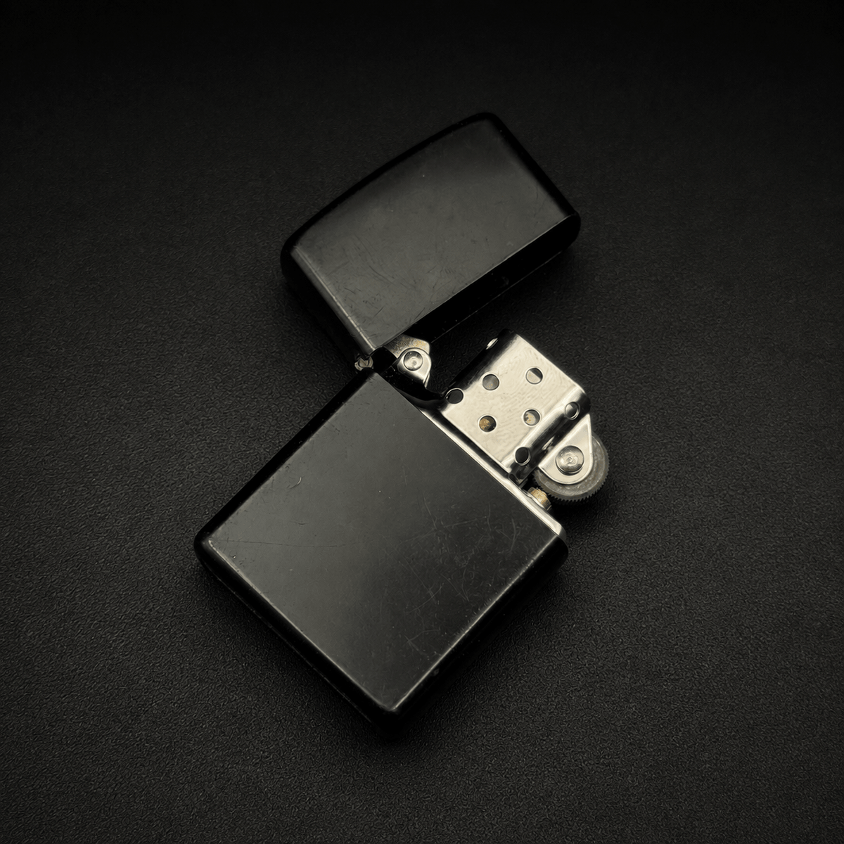 Black Classic Zippo Sound