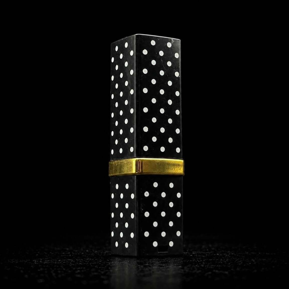 Red Kiss Lighter