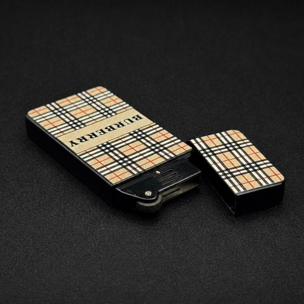 Burberry Slim Lighter